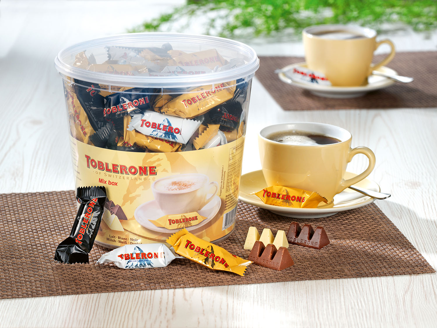 Toblerone Mini-Mix, Schokolade Inhalt: 113 Stück à 8 g je Runddose.